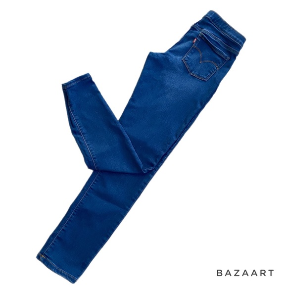 Levi’s - Picture 3 of 3